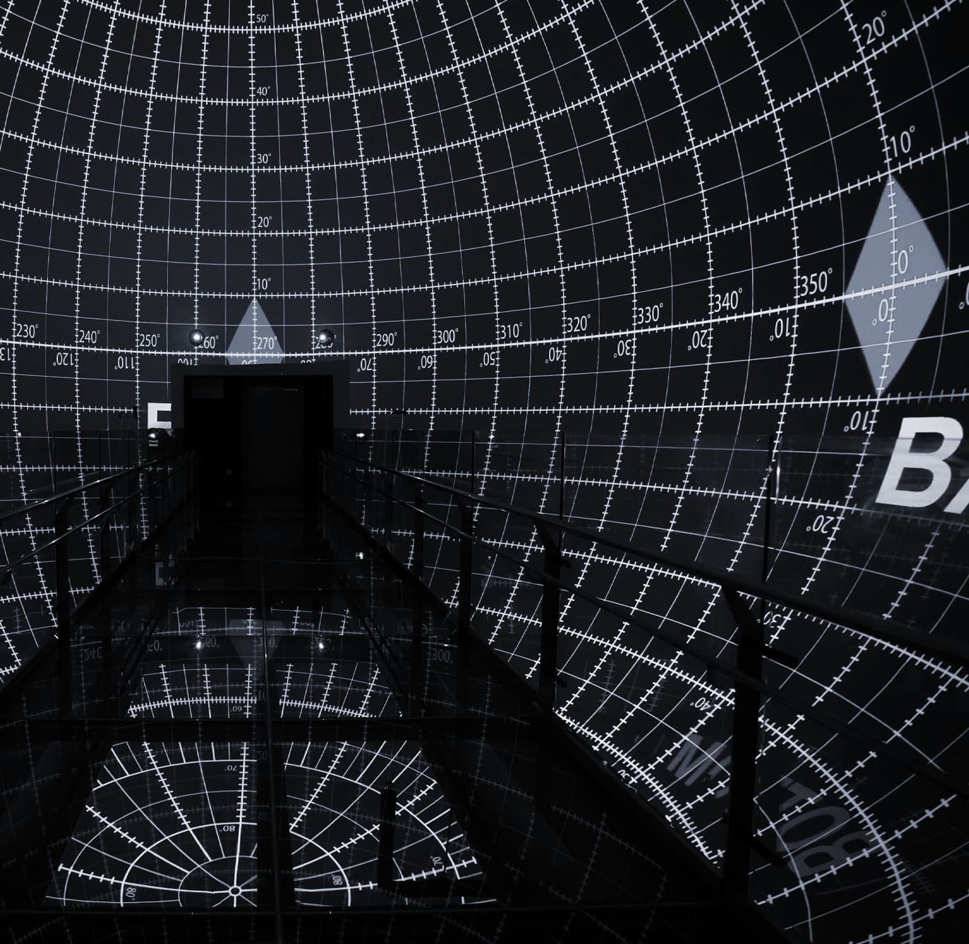 Automatic projection calibration